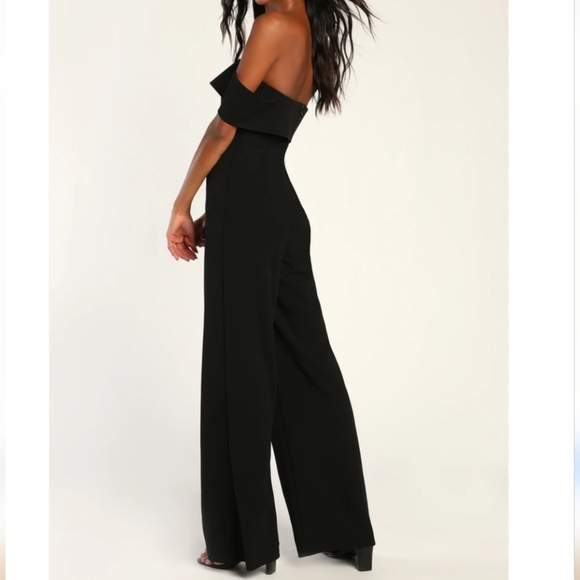 Lulus Pants - Lulu's Black Wide-Leg Jumpsuit